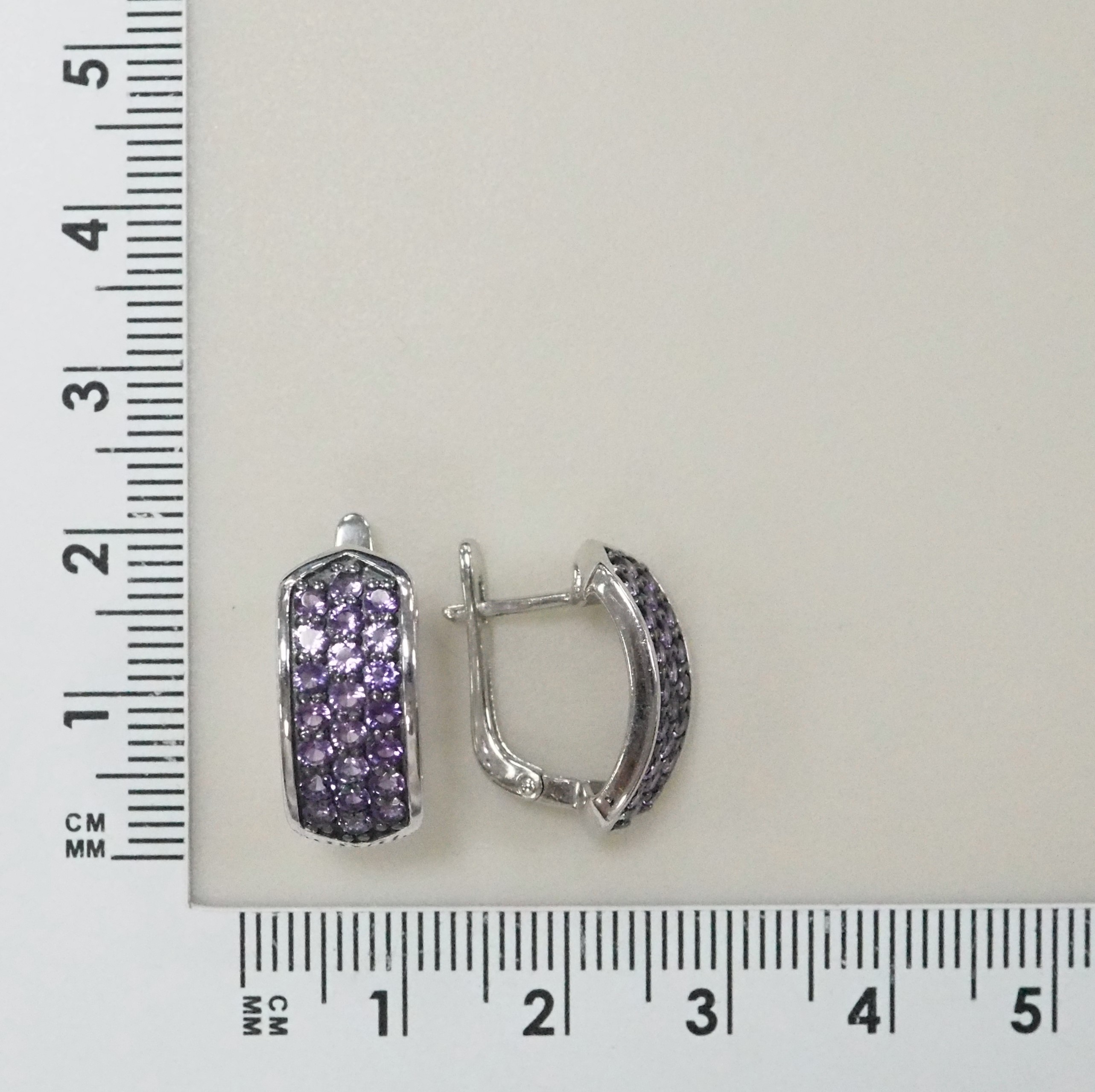 Серебряные серьги с аметистами